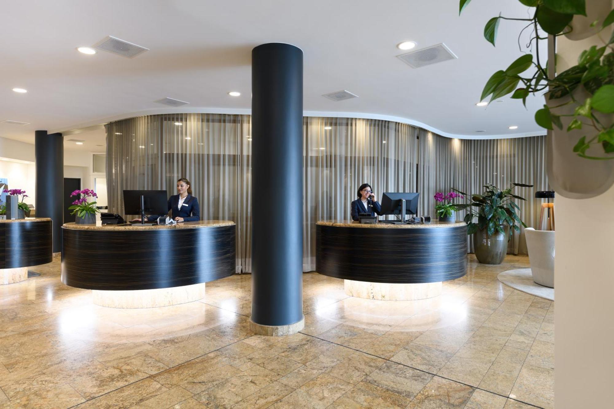 Moevenpick Hotel Lausanne Ngoại thất bức ảnh