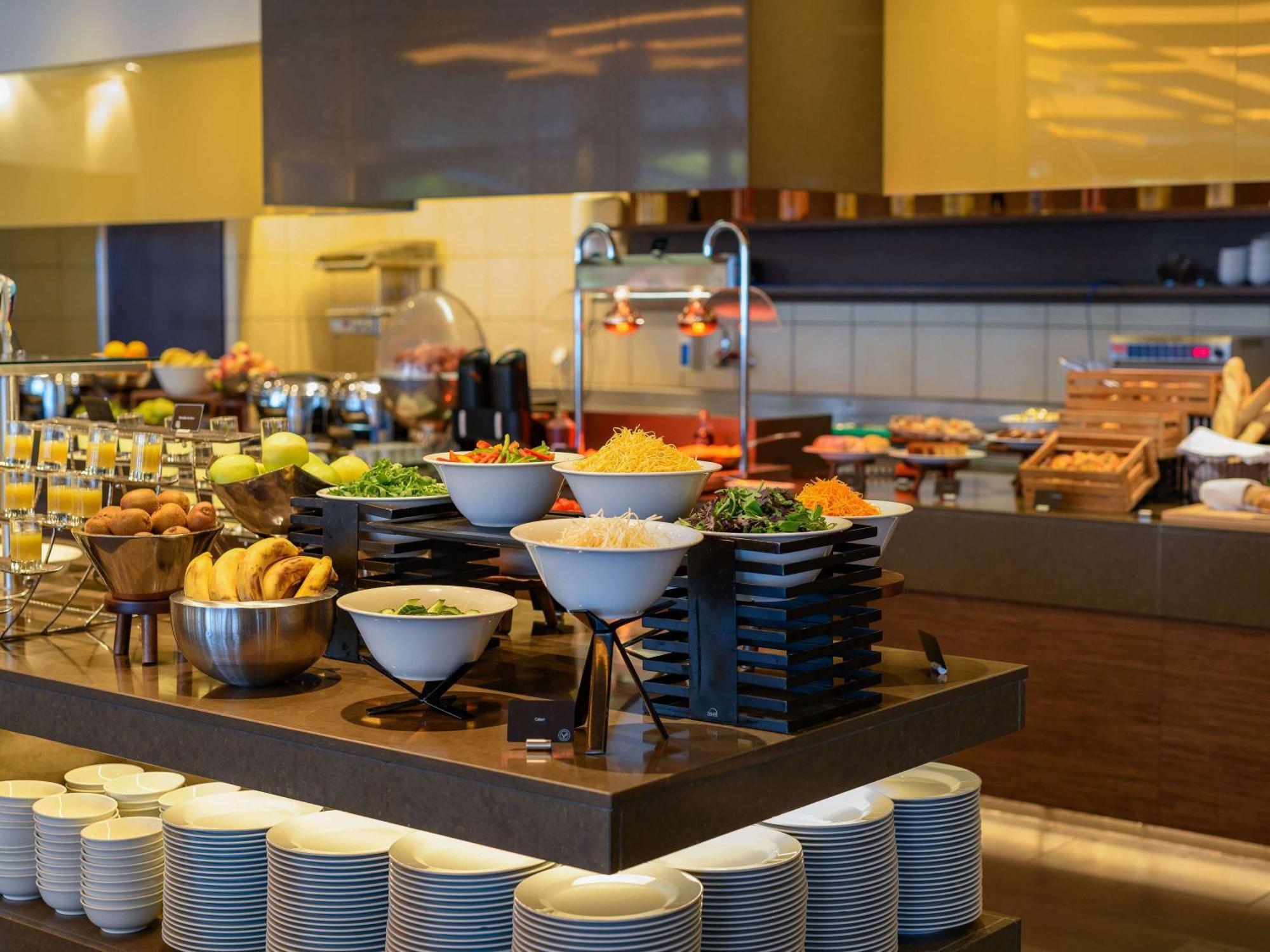 Moevenpick Hotel Lausanne Ngoại thất bức ảnh