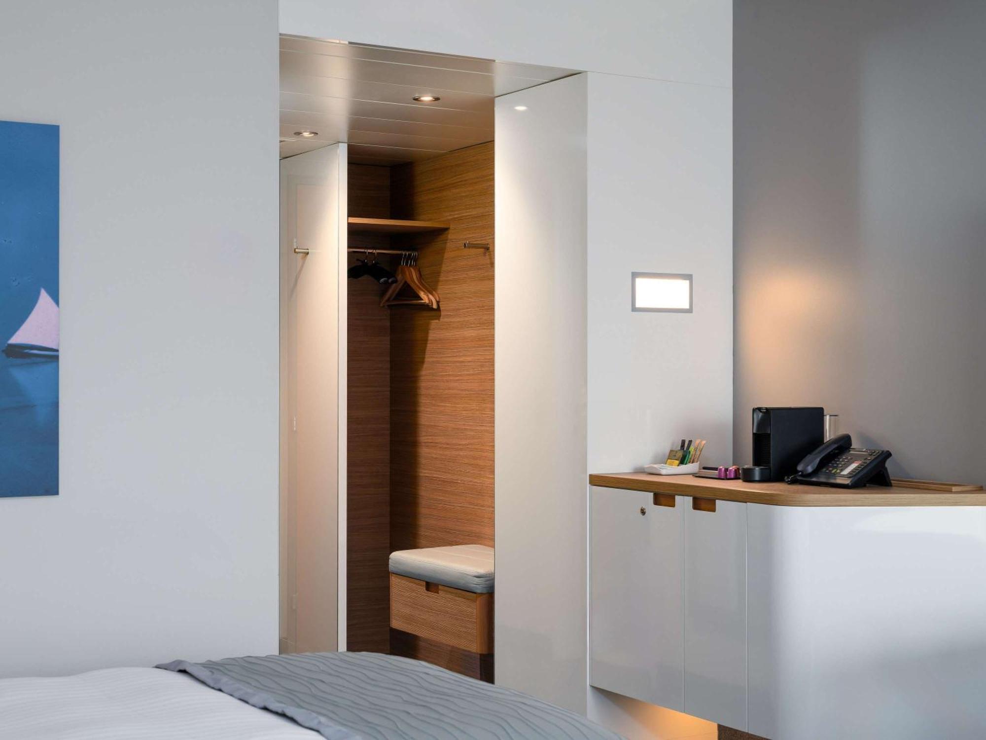 Moevenpick Hotel Lausanne Ngoại thất bức ảnh