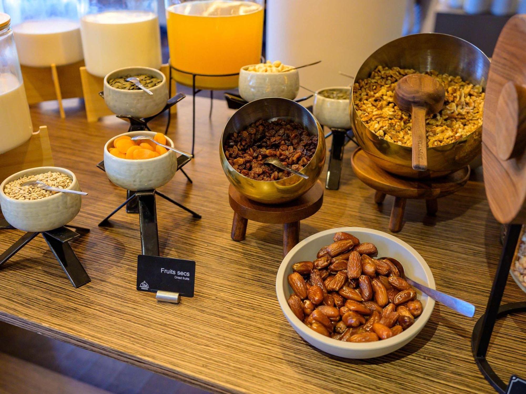 Moevenpick Hotel Lausanne Ngoại thất bức ảnh